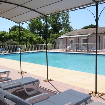 Saint Louis Otel 2*