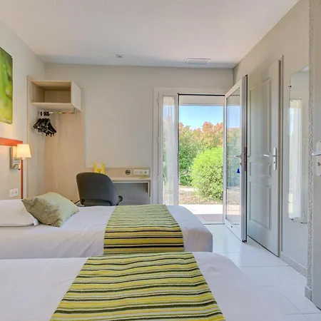 Saint Louis Hotel 2*